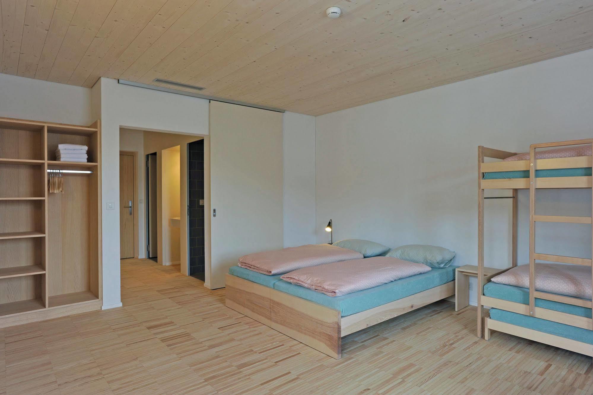 St. Moritz Youth Hostel מראה חיצוני תמונה